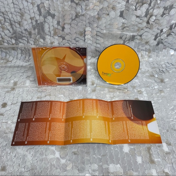 Tweet - Southern Hummingbird - Picture 9 of 11